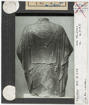 Vorschaubild London, British Museum: Statuenfragment B 317 aus Xanthos 